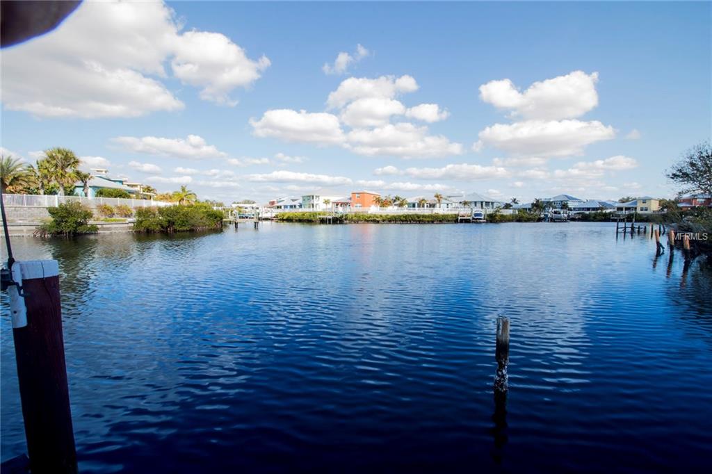 477 FLAMINGO DRIVE, APOLLO BEACH, Florida 33572, 3 Bedrooms Bedrooms, 5 Rooms Rooms,2 BathroomsBathrooms,Residential,For sale,FLAMINGO,T2926350