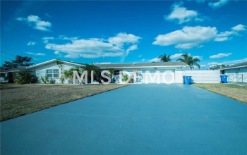 477 FLAMINGO DRIVE, APOLLO BEACH, Florida 33572, 3 Bedrooms Bedrooms, 5 Rooms Rooms,2 BathroomsBathrooms,Residential,For sale,FLAMINGO,T2926350