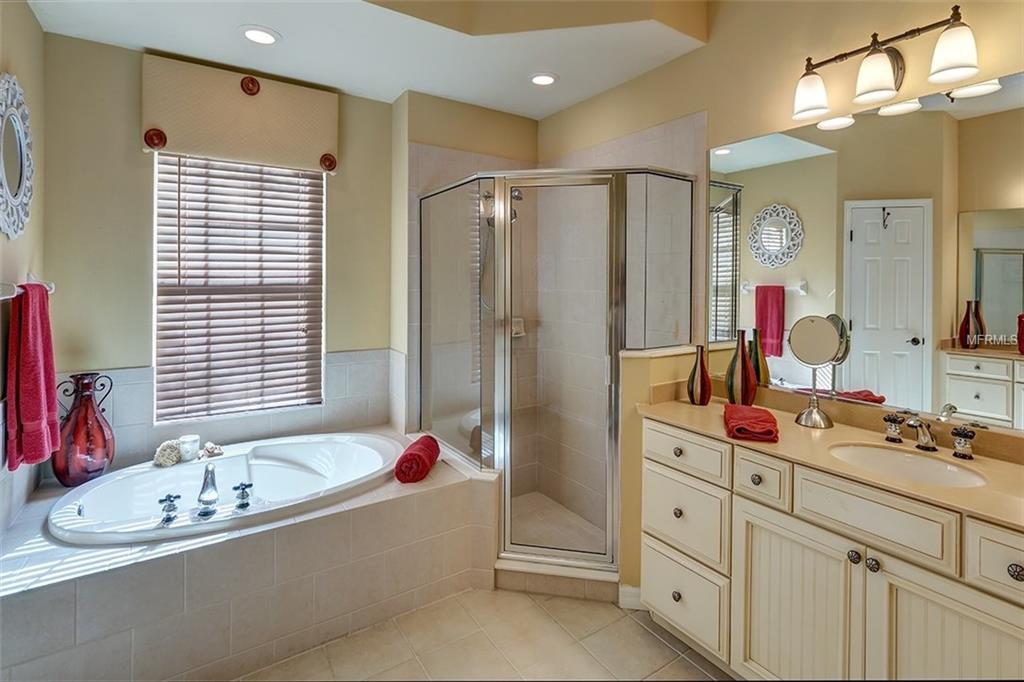 5711 LEXINGTON DRIVE, PARRISH, Florida 34219, 4 Bedrooms Bedrooms, 3 Rooms Rooms,4 BathroomsBathrooms,Residential,For sale,LEXINGTON,A4209034