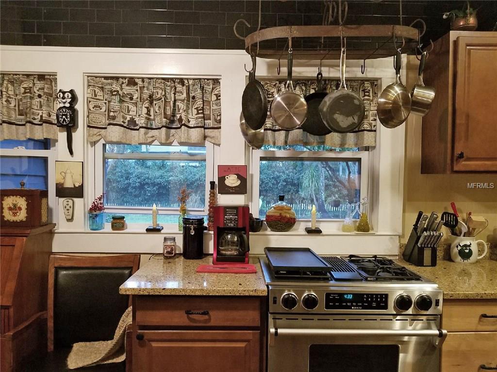 2300 SHERIDAN ROAD, MOUNT DORA, Florida 32757, 4 Bedrooms Bedrooms, 8 Rooms Rooms,2 BathroomsBathrooms,Residential,For sale,SHERIDAN,G4852537