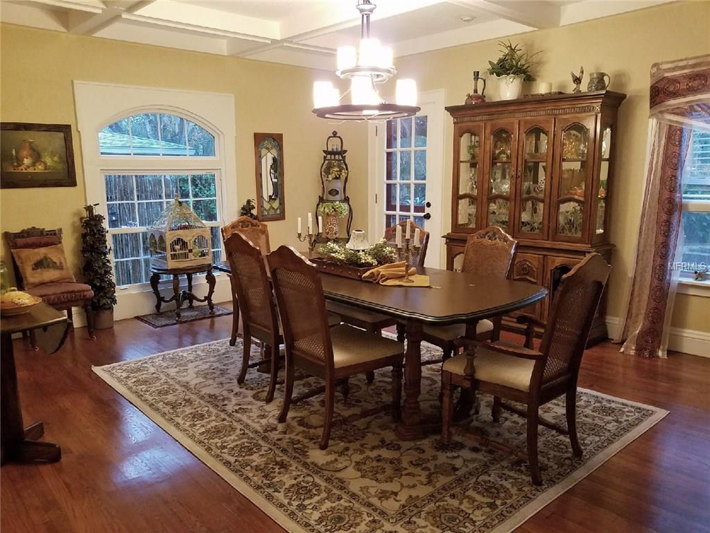 2300 SHERIDAN ROAD, MOUNT DORA, Florida 32757, 4 Bedrooms Bedrooms, 8 Rooms Rooms,2 BathroomsBathrooms,Residential,For sale,SHERIDAN,G4852537