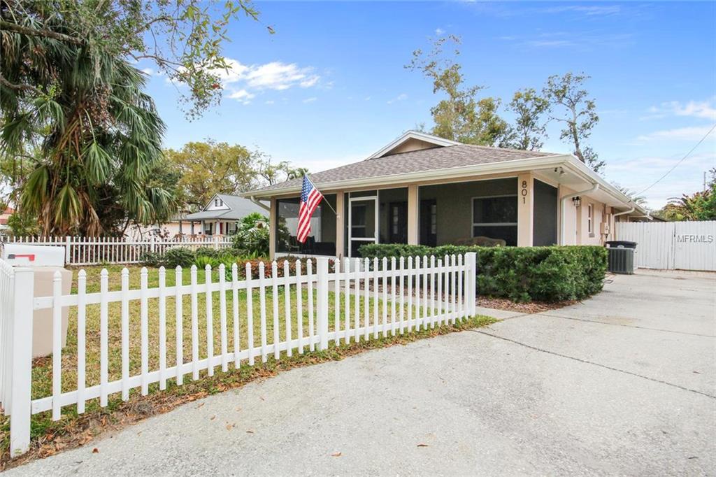 801 W COMSTOCK AVENUE, WINTER PARK, Florida 32789, 3 Bedrooms Bedrooms, 3 Rooms Rooms,2 BathroomsBathrooms,Residential,For sale,COMSTOCK,O5561013