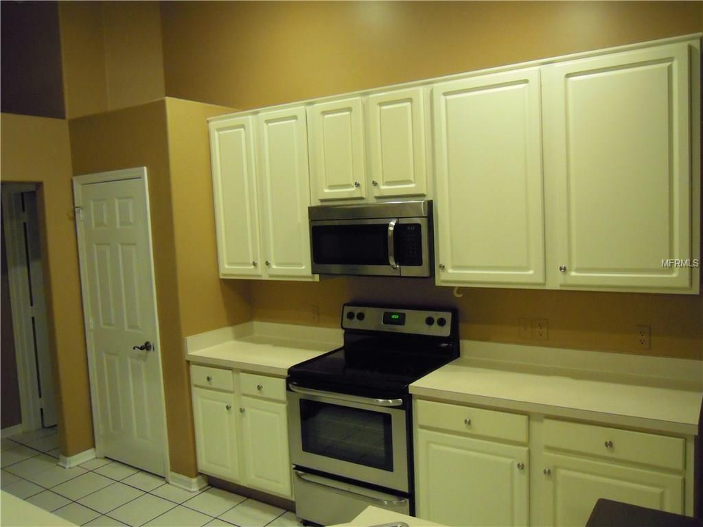 219 CHESTNUT RIDGE STREET, WINTER SPRINGS, Florida 32708, 4 Bedrooms Bedrooms, 8 Rooms Rooms,3 BathroomsBathrooms,Residential,For sale,CHESTNUT RIDGE,O5533384