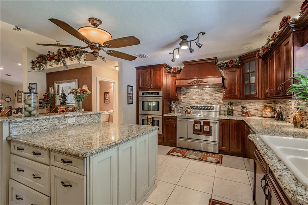 3018 LAKE ELLEN DRIVE, TAMPA, Florida 33618, 4 Bedrooms Bedrooms, 4 Rooms Rooms,3 BathroomsBathrooms,Residential,For sale,LAKE ELLEN,T2910281