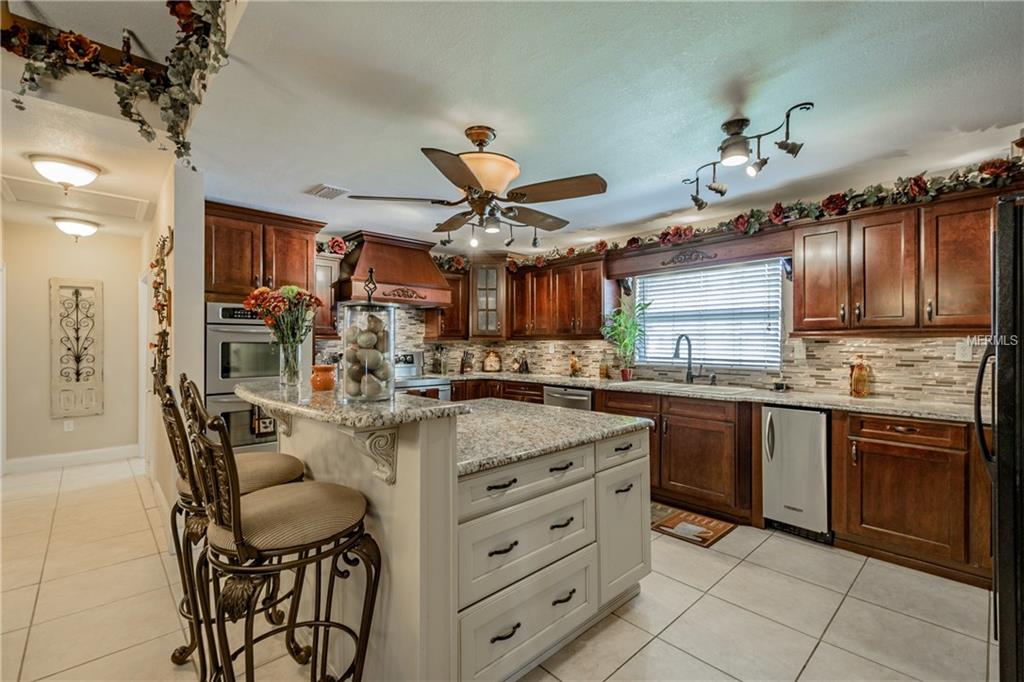3018 LAKE ELLEN DRIVE, TAMPA, Florida 33618, 4 Bedrooms Bedrooms, 4 Rooms Rooms,3 BathroomsBathrooms,Residential,For sale,LAKE ELLEN,T2910281
