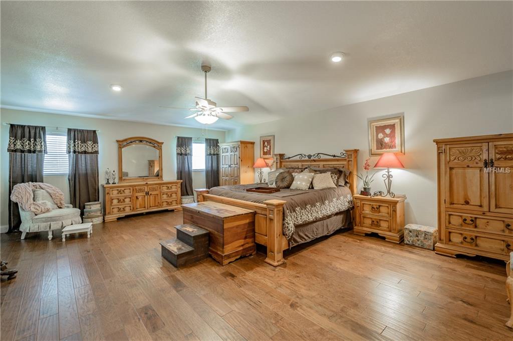 3018 LAKE ELLEN DRIVE, TAMPA, Florida 33618, 4 Bedrooms Bedrooms, 4 Rooms Rooms,3 BathroomsBathrooms,Residential,For sale,LAKE ELLEN,T2910281