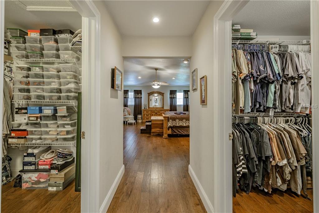 3018 LAKE ELLEN DRIVE, TAMPA, Florida 33618, 4 Bedrooms Bedrooms, 4 Rooms Rooms,3 BathroomsBathrooms,Residential,For sale,LAKE ELLEN,T2910281