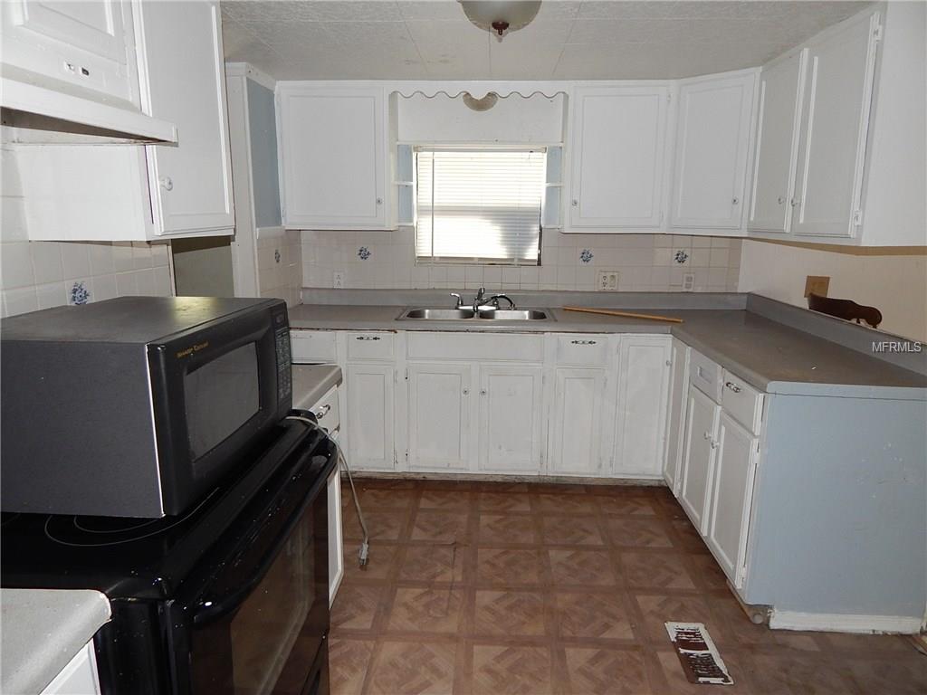 16925 ELDERBERRY DRIVE, MONTVERDE, Florida 34756, 3 Bedrooms Bedrooms, 3 Rooms Rooms,2 BathroomsBathrooms,Residential,For sale,ELDERBERRY,O5548807