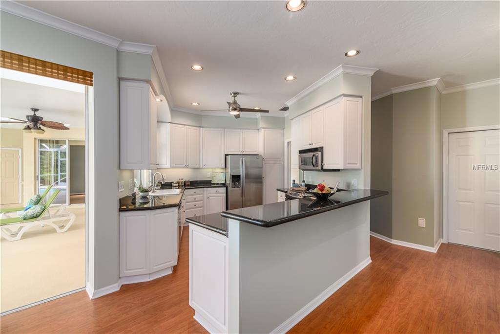 6633 SAINT JAMES CROSSING, UNIVERSITY PARK, Florida 34201, 3 Bedrooms Bedrooms, 7 Rooms Rooms,2 BathroomsBathrooms,Residential,For sale,SAINT JAMES,A4206303