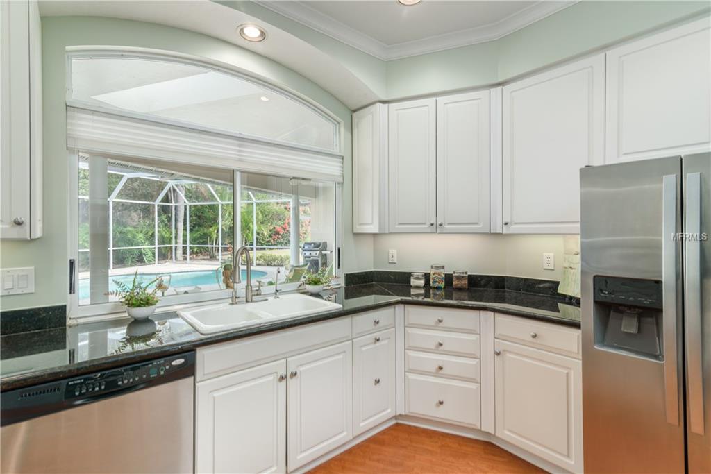 6633 SAINT JAMES CROSSING, UNIVERSITY PARK, Florida 34201, 3 Bedrooms Bedrooms, 7 Rooms Rooms,2 BathroomsBathrooms,Residential,For sale,SAINT JAMES,A4206303