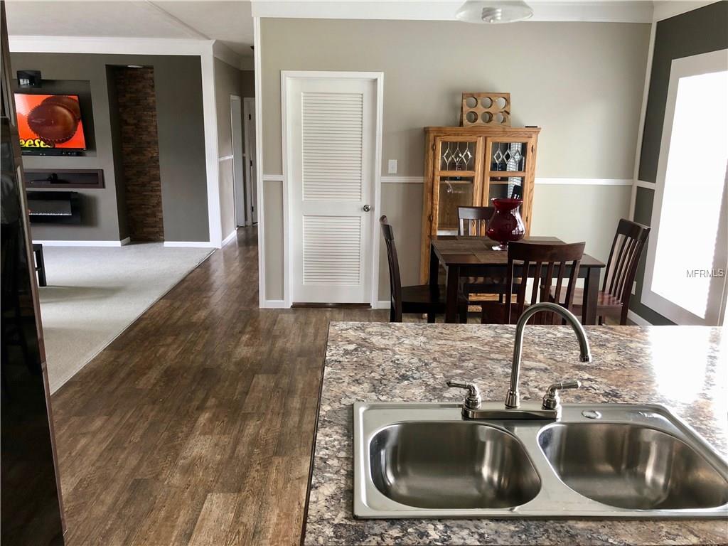 3863 E STATE ROAD 46, GENEVA, Florida 32732, 3 Bedrooms Bedrooms, 4 Rooms Rooms,2 BathroomsBathrooms,Residential,For sale,STATE ROAD 46,O5560262