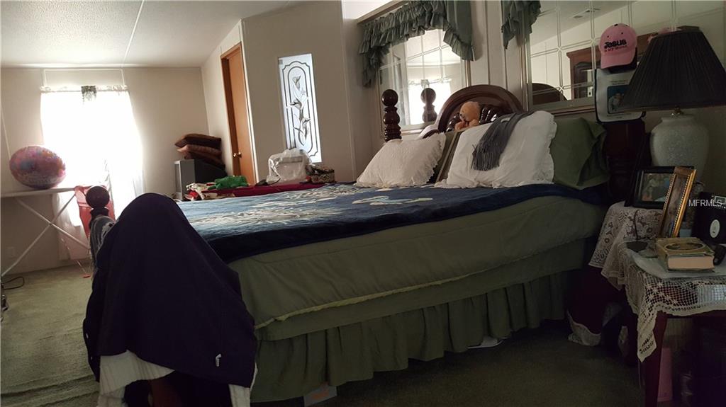 417 BOWEN ROAD, DAVENPORT, Florida 33837, 3 Bedrooms Bedrooms, 6 Rooms Rooms,2 BathroomsBathrooms,Residential,For sale,BOWEN,S4856904