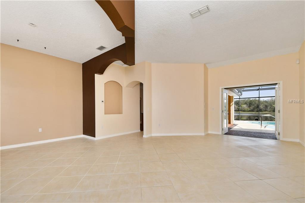 3129 RIACHUELO LANE, KISSIMMEE, Florida 34744, 4 Bedrooms Bedrooms, 8 Rooms Rooms,3 BathroomsBathrooms,Residential,For sale,RIACHUELO,O5561494