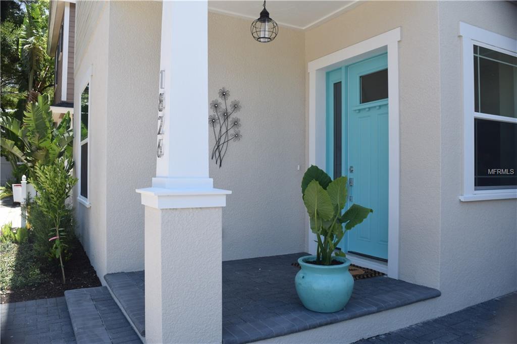 1826 HAWKINS COURT, SARASOTA, Florida 34236, 3 Bedrooms Bedrooms, 5 Rooms Rooms,2 BathroomsBathrooms,Residential,For sale,HAWKINS,A4179265