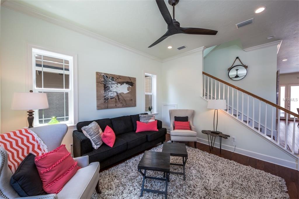 1826 HAWKINS COURT, SARASOTA, Florida 34236, 3 Bedrooms Bedrooms, 5 Rooms Rooms,2 BathroomsBathrooms,Residential,For sale,HAWKINS,A4179265