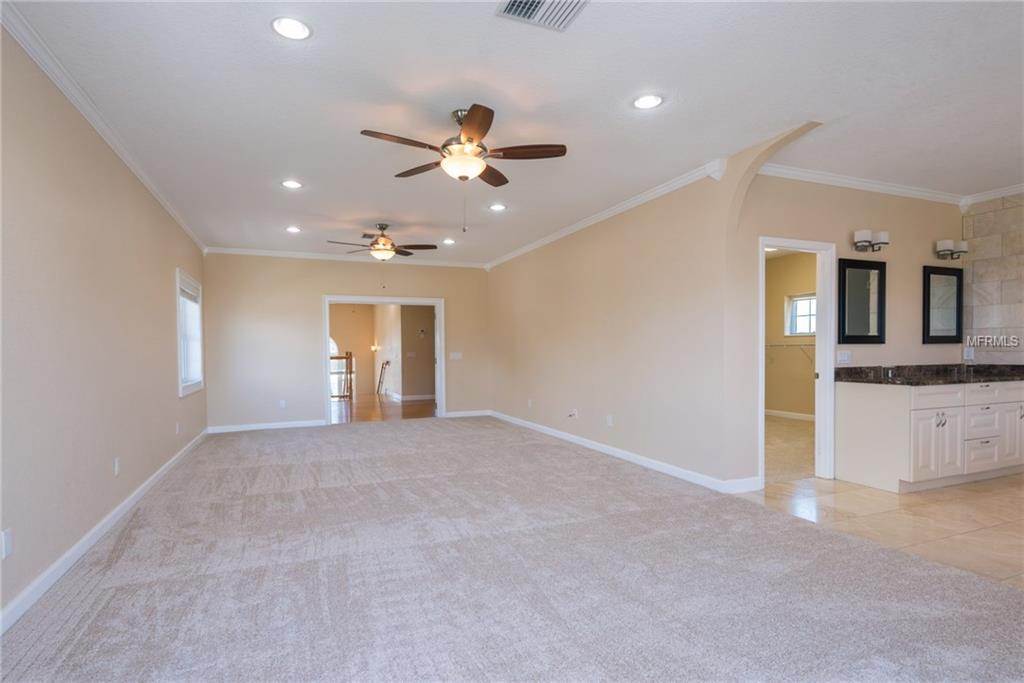 250 115TH AVENUE, TREASURE ISLAND, Florida 33706, 5 Bedrooms Bedrooms, 8 Rooms Rooms,4 BathroomsBathrooms,Residential,For sale,115TH,U7825277