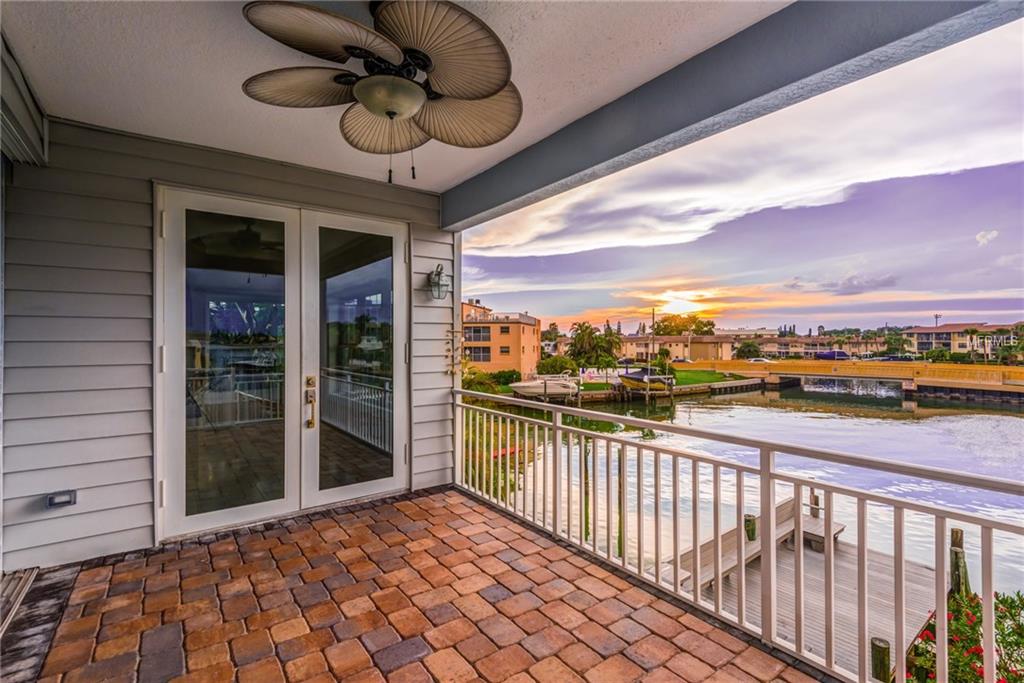250 115TH AVENUE, TREASURE ISLAND, Florida 33706, 5 Bedrooms Bedrooms, 8 Rooms Rooms,4 BathroomsBathrooms,Residential,For sale,115TH,U7825277