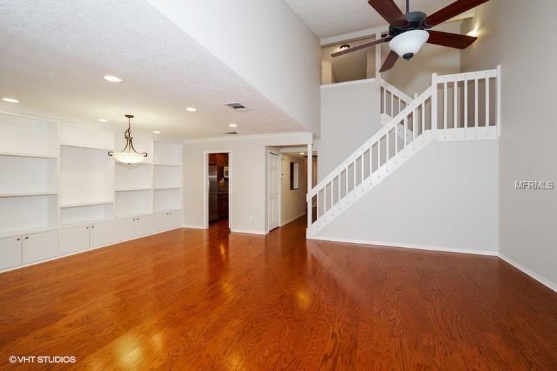 239 QUAYSIDE CIRCLE, MAITLAND, Florida 32751, 3 Bedrooms Bedrooms, 7 Rooms Rooms,2 BathroomsBathrooms,Residential,For sale,QUAYSIDE,O5539421