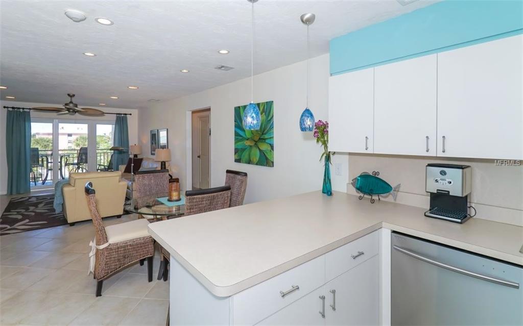 845 BENJAMIN FRANKLIN DRIVE, SARASOTA, Florida 34236, 2 Bedrooms Bedrooms, 5 Rooms Rooms,2 BathroomsBathrooms,Residential,For sale,BENJAMIN FRANKLIN,A4199562