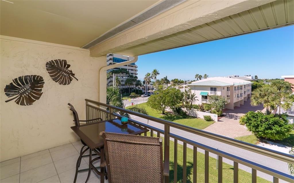 845 BENJAMIN FRANKLIN DRIVE, SARASOTA, Florida 34236, 2 Bedrooms Bedrooms, 5 Rooms Rooms,2 BathroomsBathrooms,Residential,For sale,BENJAMIN FRANKLIN,A4199562