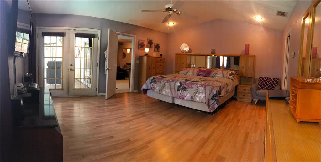 8985 ORANGE BLOSSOM DRIVE, SEMINOLE, Florida 33772, 3 Bedrooms Bedrooms, 5 Rooms Rooms,3 BathroomsBathrooms,Residential,For sale,ORANGE BLOSSOM,U7838170