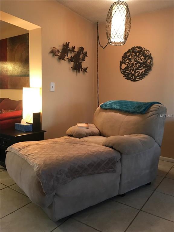 8985 ORANGE BLOSSOM DRIVE, SEMINOLE, Florida 33772, 3 Bedrooms Bedrooms, 5 Rooms Rooms,3 BathroomsBathrooms,Residential,For sale,ORANGE BLOSSOM,U7838170