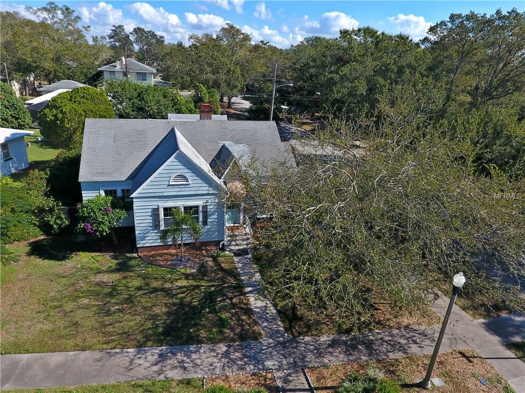 2405 WOODLAWN CIRCLE W, ST PETERSBURG, Florida 33704, 3 Bedrooms Bedrooms, 3 Rooms Rooms,2 BathroomsBathrooms,Residential,For sale,WOODLAWN,U7840884
