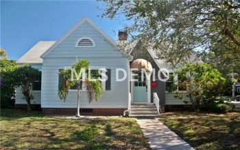 2405 WOODLAWN CIRCLE W, ST PETERSBURG, Florida 33704, 3 Bedrooms Bedrooms, 3 Rooms Rooms,2 BathroomsBathrooms,Residential,For sale,WOODLAWN,U7840884