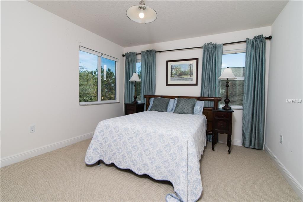 4435 AZURE ISLE WAY, KISSIMMEE, Florida 34744, 5 Bedrooms Bedrooms, 8 Rooms Rooms,3 BathroomsBathrooms,Residential,For sale,AZURE ISLE,O5552685