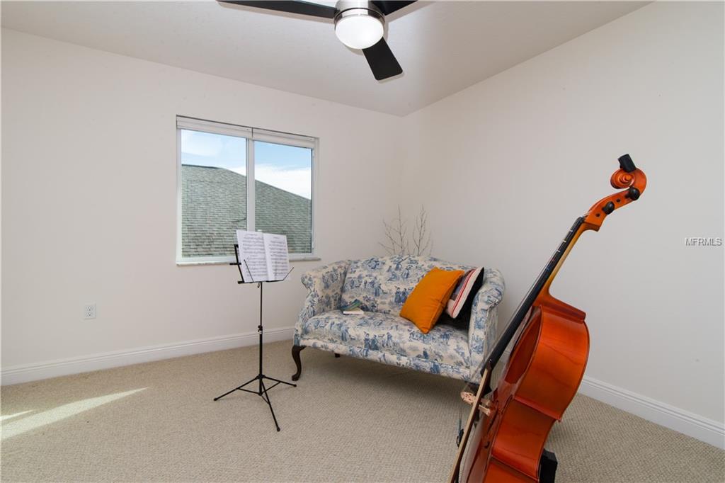 4435 AZURE ISLE WAY, KISSIMMEE, Florida 34744, 5 Bedrooms Bedrooms, 8 Rooms Rooms,3 BathroomsBathrooms,Residential,For sale,AZURE ISLE,O5552685