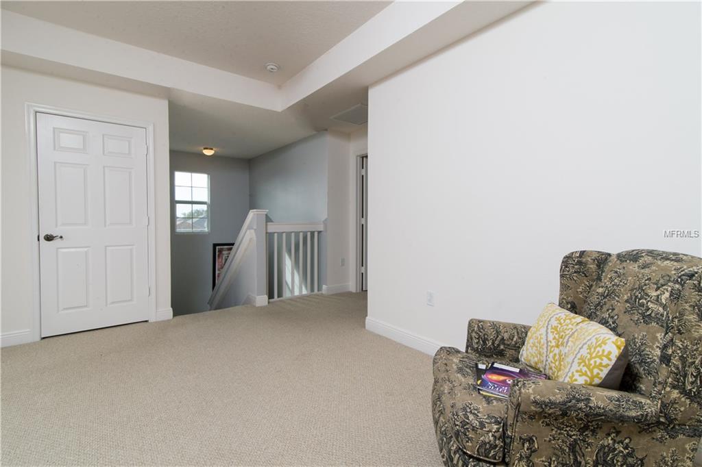 4435 AZURE ISLE WAY, KISSIMMEE, Florida 34744, 5 Bedrooms Bedrooms, 8 Rooms Rooms,3 BathroomsBathrooms,Residential,For sale,AZURE ISLE,O5552685