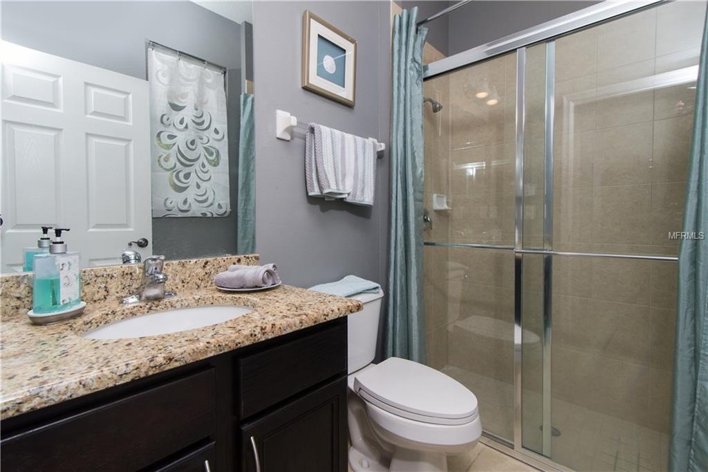 4435 AZURE ISLE WAY, KISSIMMEE, Florida 34744, 5 Bedrooms Bedrooms, 8 Rooms Rooms,3 BathroomsBathrooms,Residential,For sale,AZURE ISLE,O5552685