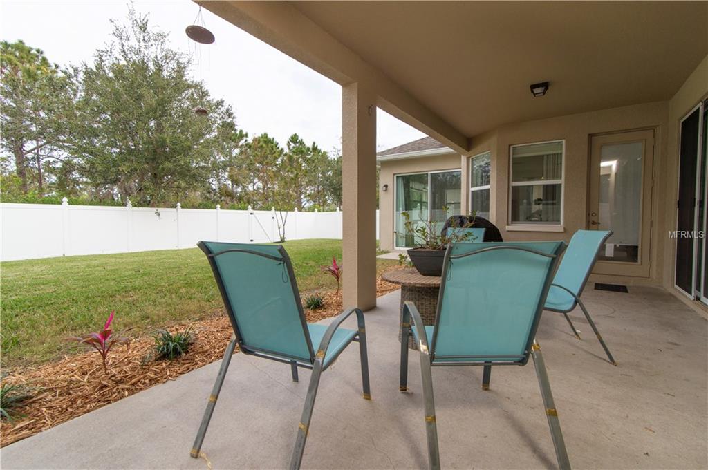 4435 AZURE ISLE WAY, KISSIMMEE, Florida 34744, 5 Bedrooms Bedrooms, 8 Rooms Rooms,3 BathroomsBathrooms,Residential,For sale,AZURE ISLE,O5552685