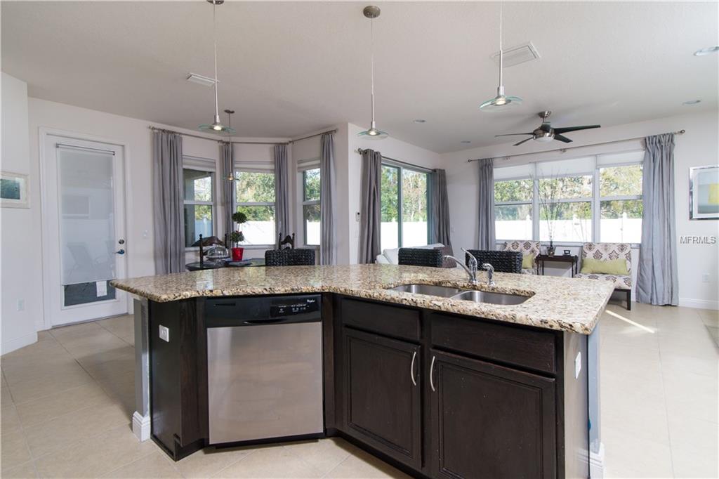 4435 AZURE ISLE WAY, KISSIMMEE, Florida 34744, 5 Bedrooms Bedrooms, 8 Rooms Rooms,3 BathroomsBathrooms,Residential,For sale,AZURE ISLE,O5552685