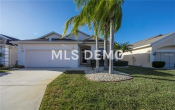 303 ASHTON DRIVE, DAVENPORT, Florida 33837, 3 Bedrooms Bedrooms, 9 Rooms Rooms,2 BathroomsBathrooms,Residential,For sale,ASHTON,S4855899