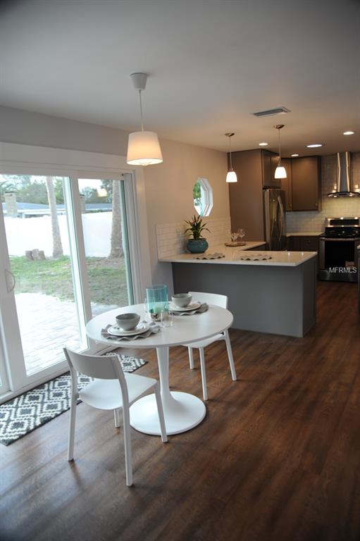 8444 8TH STREET N, ST PETERSBURG, Florida 33702, 3 Bedrooms Bedrooms, 5 Rooms Rooms,2 BathroomsBathrooms,Residential,For sale,8TH,U7845910