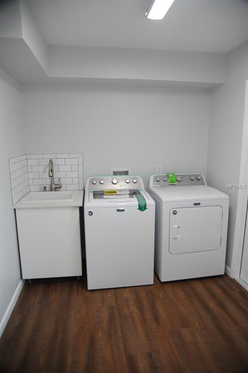 8444 8TH STREET N, ST PETERSBURG, Florida 33702, 3 Bedrooms Bedrooms, 5 Rooms Rooms,2 BathroomsBathrooms,Residential,For sale,8TH,U7845910