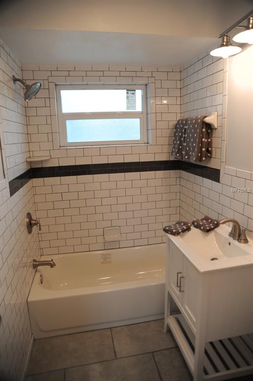 8444 8TH STREET N, ST PETERSBURG, Florida 33702, 3 Bedrooms Bedrooms, 5 Rooms Rooms,2 BathroomsBathrooms,Residential,For sale,8TH,U7845910