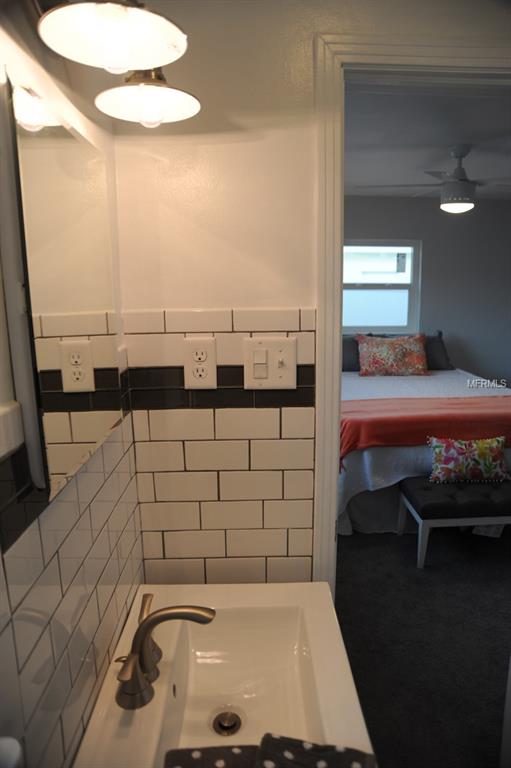 8444 8TH STREET N, ST PETERSBURG, Florida 33702, 3 Bedrooms Bedrooms, 5 Rooms Rooms,2 BathroomsBathrooms,Residential,For sale,8TH,U7845910