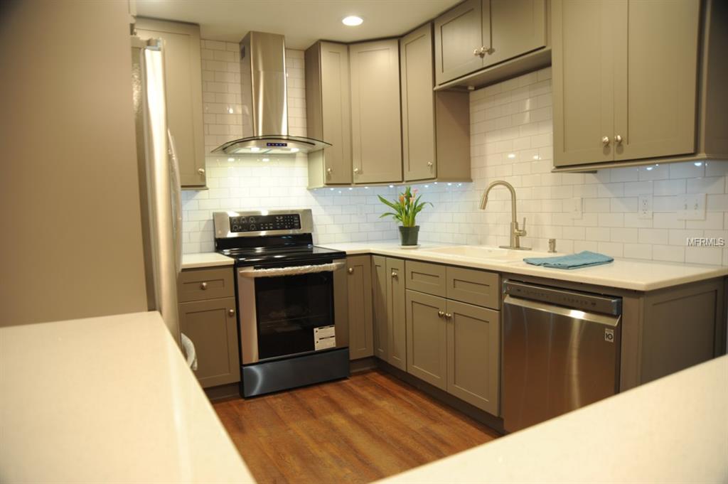 8444 8TH STREET N, ST PETERSBURG, Florida 33702, 3 Bedrooms Bedrooms, 5 Rooms Rooms,2 BathroomsBathrooms,Residential,For sale,8TH,U7845910