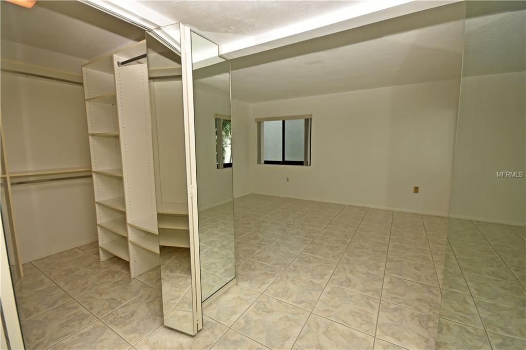 2955 N BEACH ROAD, ENGLEWOOD, Florida 34223, 2 Bedrooms Bedrooms, 6 Rooms Rooms,2 BathroomsBathrooms,Residential,For sale,BEACH,D5922790