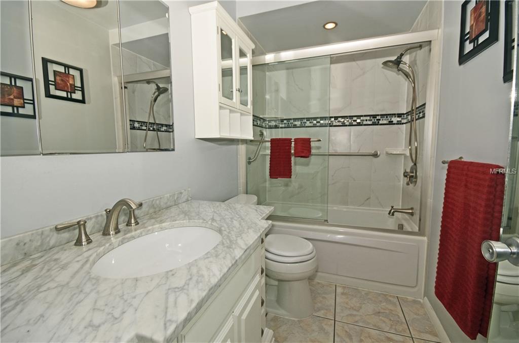 2955 N BEACH ROAD, ENGLEWOOD, Florida 34223, 2 Bedrooms Bedrooms, 6 Rooms Rooms,2 BathroomsBathrooms,Residential,For sale,BEACH,D5922790