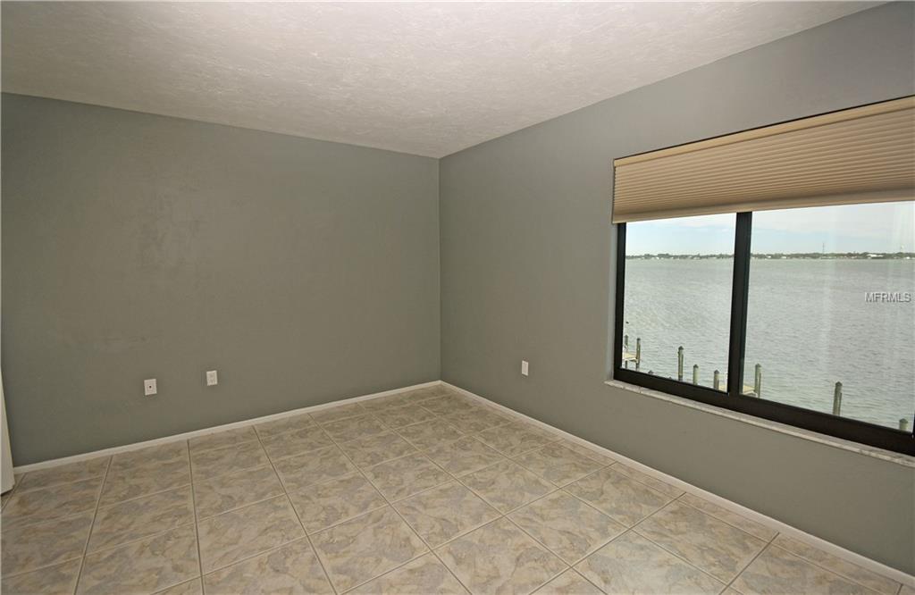 2955 N BEACH ROAD, ENGLEWOOD, Florida 34223, 2 Bedrooms Bedrooms, 6 Rooms Rooms,2 BathroomsBathrooms,Residential,For sale,BEACH,D5922790