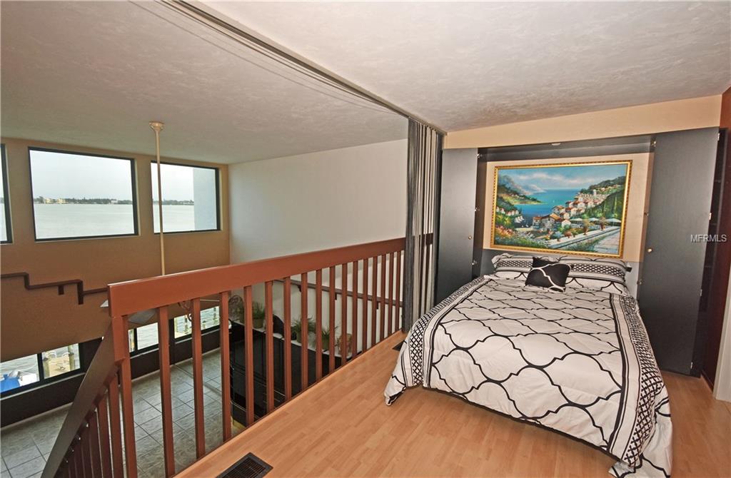 2955 N BEACH ROAD, ENGLEWOOD, Florida 34223, 2 Bedrooms Bedrooms, 6 Rooms Rooms,2 BathroomsBathrooms,Residential,For sale,BEACH,D5922790