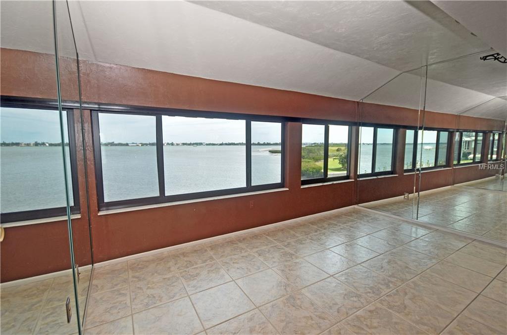 2955 N BEACH ROAD, ENGLEWOOD, Florida 34223, 2 Bedrooms Bedrooms, 6 Rooms Rooms,2 BathroomsBathrooms,Residential,For sale,BEACH,D5922790