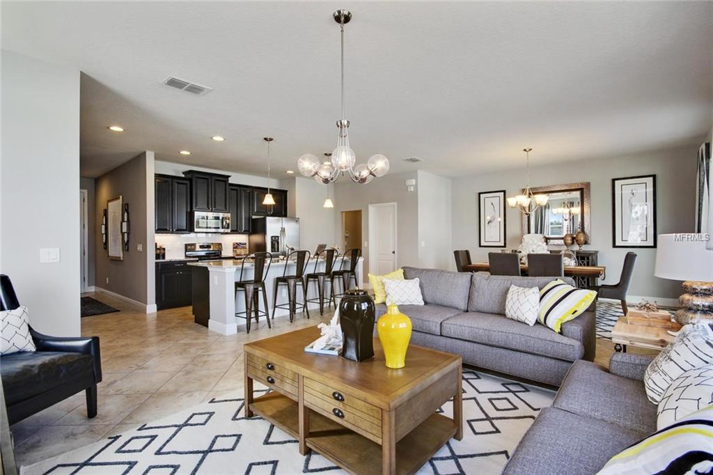 2287 KELMSCOTT COURT, SANFORD, Florida 32773, 4 Bedrooms Bedrooms, 9 Rooms Rooms,2 BathroomsBathrooms,Residential,For sale,KELMSCOTT,W7637640