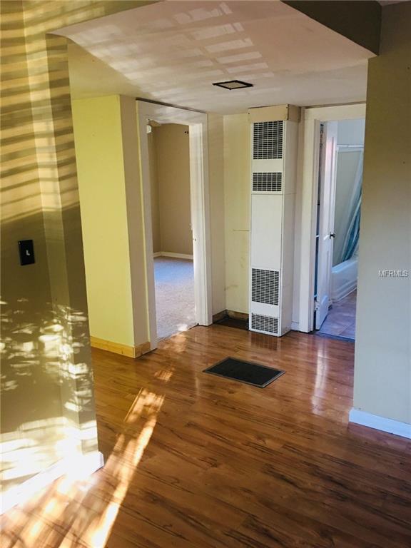 20 W BARNES AVENUE, CHATTAHOOCHEE, Florida 32324, 2 Bedrooms Bedrooms, 4 Rooms Rooms,1 BathroomBathrooms,Residential,For sale,BARNES,W7637697