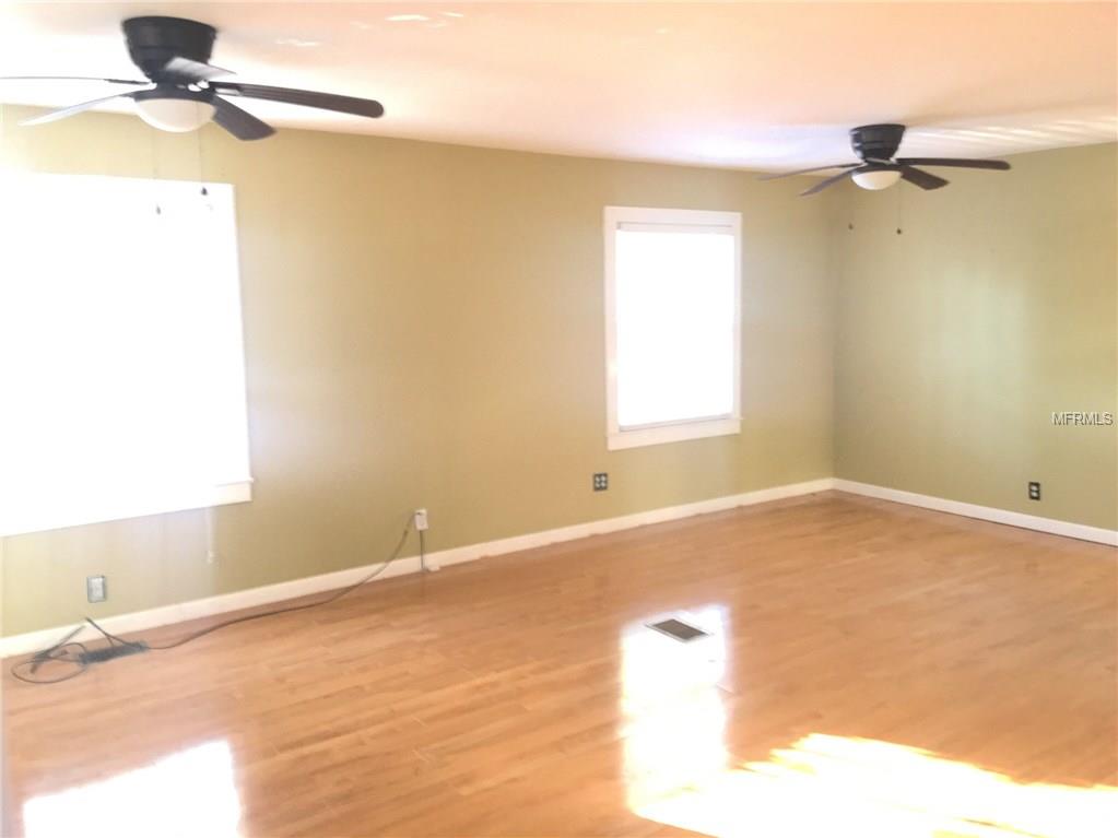 20 W BARNES AVENUE, CHATTAHOOCHEE, Florida 32324, 2 Bedrooms Bedrooms, 4 Rooms Rooms,1 BathroomBathrooms,Residential,For sale,BARNES,W7637697