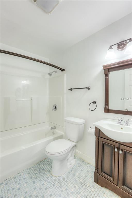 647 N 4TH AVENUE, DELTONA, Florida 32725, 2 Bedrooms Bedrooms, 4 Rooms Rooms,1 BathroomBathrooms,Residential,For sale,4TH,O5561495