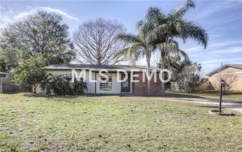 647 N 4TH AVENUE, DELTONA, Florida 32725, 2 Bedrooms Bedrooms, 4 Rooms Rooms,1 BathroomBathrooms,Residential,For sale,4TH,O5561495